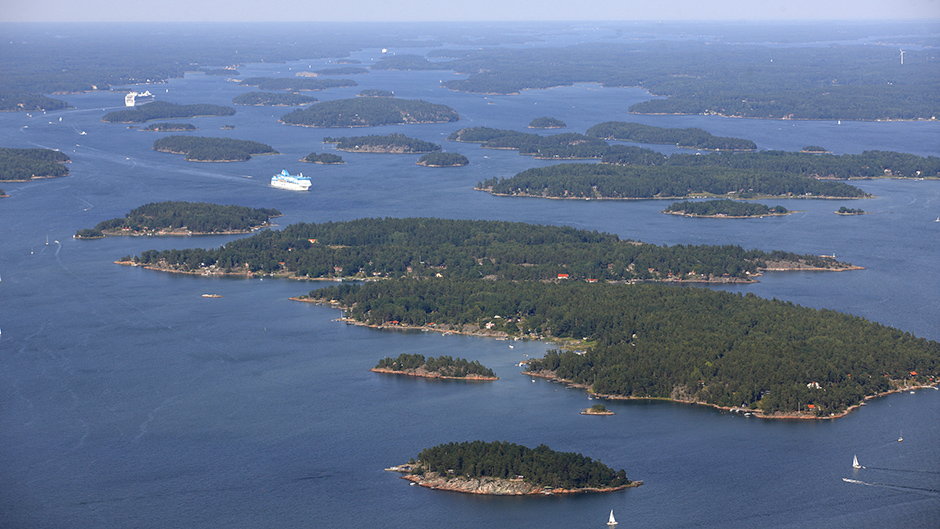 Flygbild över Stockholms skärgård.